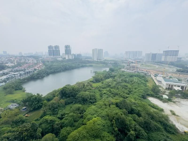 Exterior features: city skyline view, lake or pond, lush greenery, construction site in the background, urban landscape, high-rise buildings in the distance; style: modern.