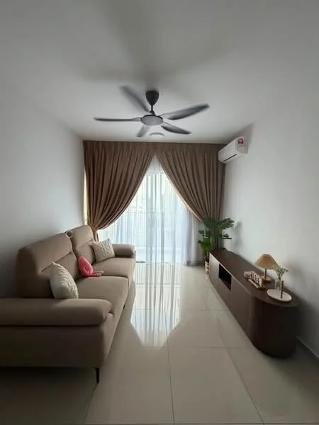 Living features: 3-seater fabric sofa in beige, ceiling fan, floor-to-ceiling windows, sheer curtains, light-colored walls, glossy tile flooring, wooden TV console, decorative table lamp, indoor plant, wall-mounted air conditioning unit; style: modern.