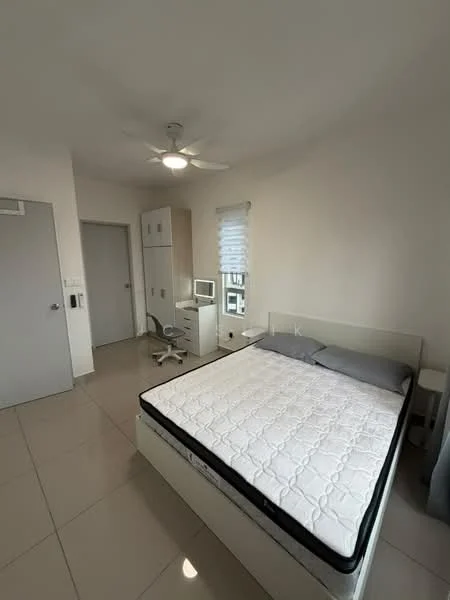 Bedroom features: queen-size bed, upholstered headboard, 2 bedside tables, desk with chair, built-in wardrobe, window with blinds, ceiling fan, white painted walls, tile flooring, light-colored bedding; style: modern.