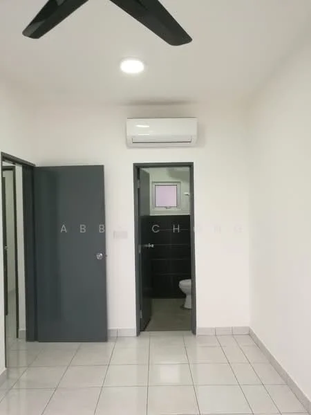 Room features: white painted walls, tile flooring, 1 wall-mounted split AC, ceiling light, door to bathroom, grey door, mirror on wall, light switch; style: modern.