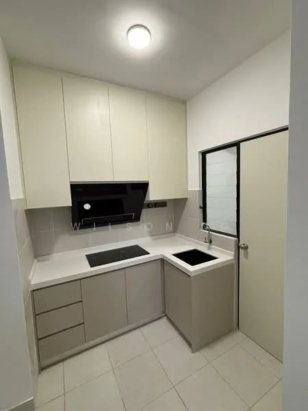 Kitchen features: white upper cabinets, light grey lower cabinets, black built-in oven, black cooktop, single-bowl stainless-steel sink, chrome pull-down faucet, white countertop, tile backsplash, light tile flooring, recessed ceiling light; style: modern.