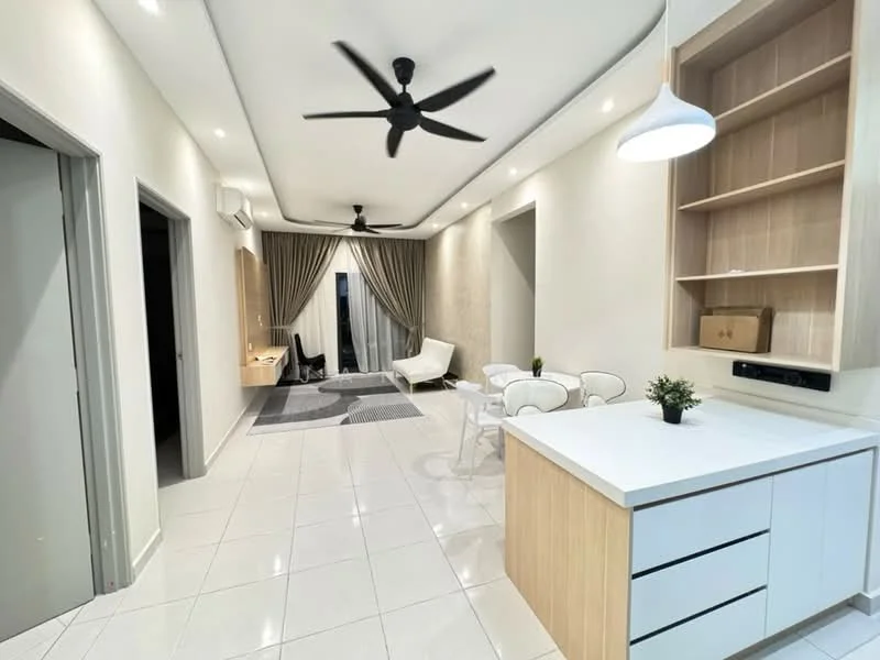 Living features: white painted walls, grey accent wall, polished ceramic tile flooring, 5-blade ceiling fan with light, recessed downlights, floor-to-ceiling windows, curtains, white dining table with transparent chairs, kitchen island with storage, built-in shelving unit, area rug with geometric pattern, decorative plant; style: modern.