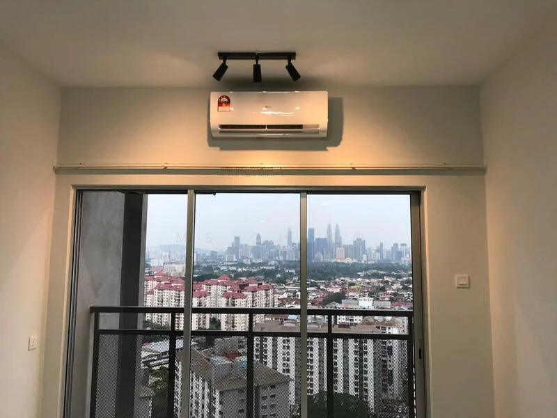 Room features: floor-to-ceiling windows, city skyline view, 1 wall-mounted split AC, white painted walls, grey flooring; style: modern; view: city.