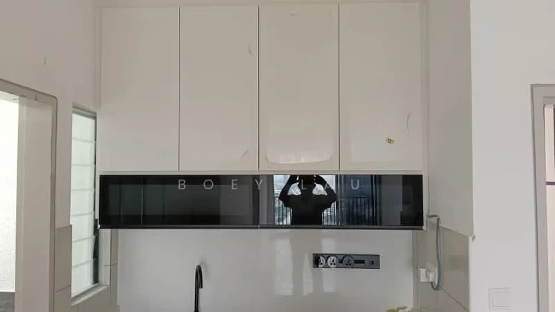 Kitchen features: white high-gloss cabinetry, black glass upper cabinets, stainless-steel sink, chrome faucet, white tiled backsplash, built-in kitchen appliances, countertop with integrated cooktop, wall-mounted electrical outlets; style: modern.