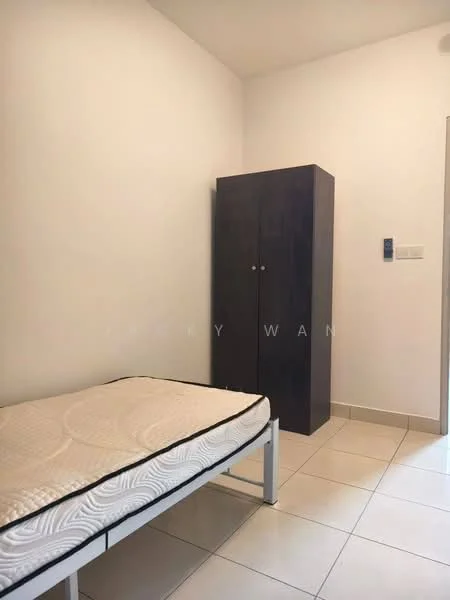 Residensi Riamas, Jalan Klang Lama (Old Klang Road) — view 2 of 5 in Residensi Riamas — for Rent