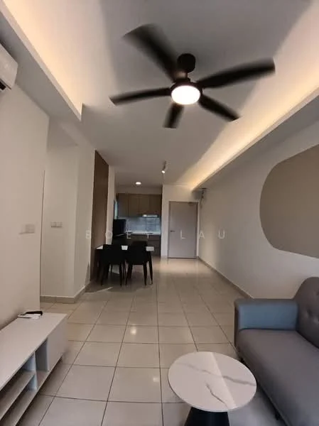 Living features: 5-blade ceiling fan with light, grey fabric sofa, white coffee table, wall-mounted TV, tile flooring, recessed lighting, open-plan layout, dining table for four, kitchen area visible in background; style: modern.