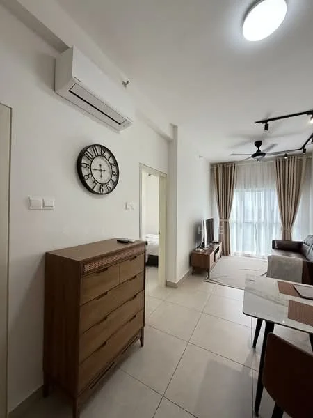 Living features: wall-mounted split AC, 5-blade ceiling fan, large window with sheer curtains, light-colored walls, tile flooring, wooden sideboard, wall clock, TV console, sofa, dining table with chairs; style: modern.