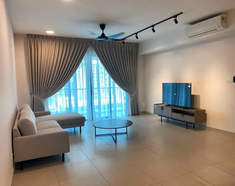 Living features: 3-seater fabric sofa in light grey, round coffee table with metal legs, wall-mounted TV, TV console in wood finish, floor-to-ceiling windows, sheer curtains, dropped ceiling with recessed lighting, ceiling fan with light, light-coloured tiled flooring, air conditioning unit; style: modern; view: city.