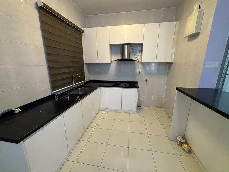 Kitchen features: black granite countertop, white flat-panel cabinets, stainless-steel sink, chrome pull-down faucet, built-in oven, 4-burner gas hob, exhaust hood, ceramic tile flooring, grey tiled backsplash, roller blinds on window, open shelving, under-cabinet lighting; style: modern.