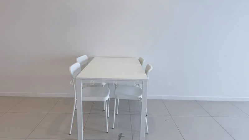 Dining features: white dining table, 4 white dining chairs, light grey tiled flooring, plain white walls, minimalist decor; style: minimalist.
