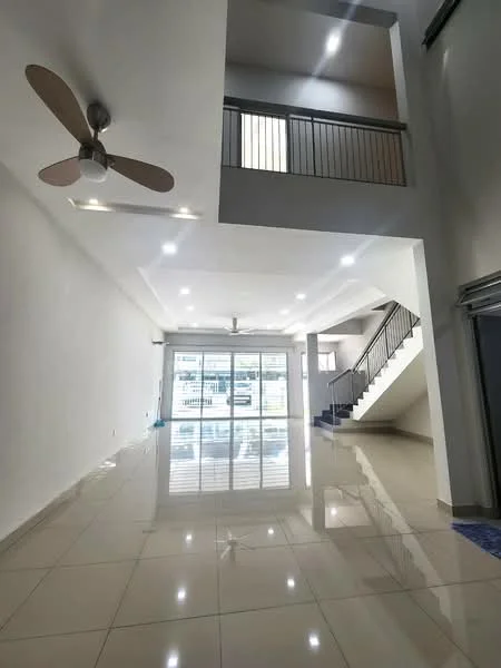 Living features: white painted walls, glossy tile flooring, 5-blade ceiling fan with light, recessed LED downlights, large glass sliding doors, staircase with metal railing, open layout, high ceiling; style: modern.