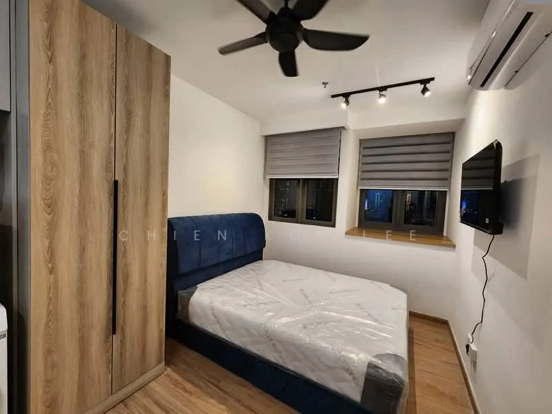 Bedroom features: queen-size bed, upholstered headboard, wooden wardrobe, wall-mounted TV, 5-blade ceiling fan, recessed LED downlights, window with roller blinds, light-colored walls, laminate flooring, air conditioning unit; style: modern; view: city.