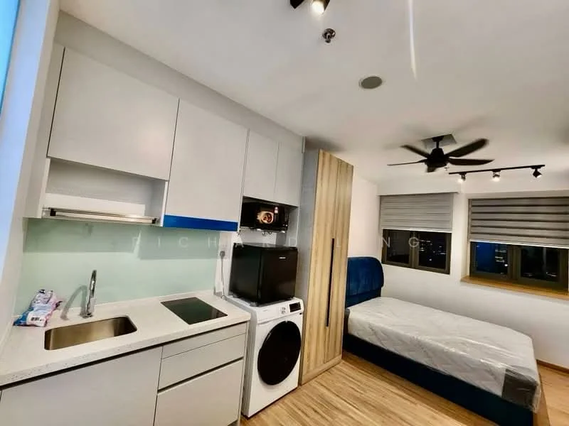 Room features: single-bowl stainless-steel sink, built-in microwave, stainless-steel electric stove, white cabinetry, wooden cabinetry, washer-dryer combo, queen-size bed with mattress, ceiling fan with light, recessed LED downlights, window with blinds, light wood flooring, white quartz countertop, blue accent wall; style: modern; view: city.