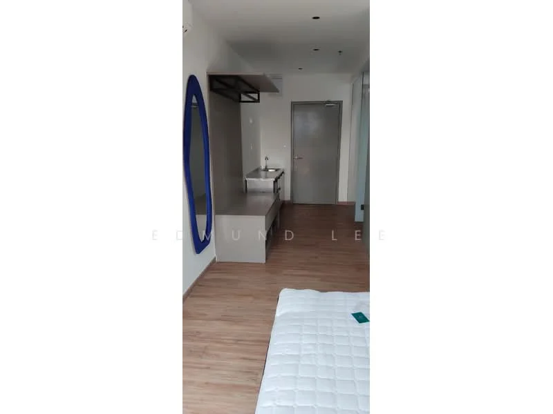 Room features: wooden flooring, white painted walls, mirror on wall, built-in wardrobe, small countertop, door, window, light fixtures, open space layout; style: modern.
