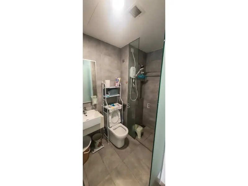 Bathroom features: single-sink vanity with white cabinet, chrome basin mixer faucet, framed mirror, one-piece toilet, walk-in shower with glass enclosure, handheld shower, tile cladding on walls, ceramic tile flooring, recessed downlights, open shelving unit, toilet paper holder, shower caddy; style: modern.