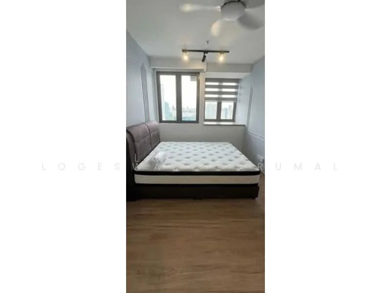 Bedroom features: king-size bed, upholstered headboard, wooden flooring, 5-blade ceiling fan, floor-to-ceiling windows, roller blinds, light grey painted walls, recessed downlights; style: modern; view: city.