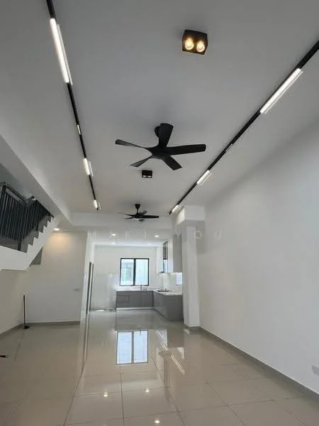 Living features: white painted walls, polished ceramic tile flooring, 5-blade ceiling fan with light, 5-blade ceiling fan, recessed LED downlights, open-plan layout, kitchen area visible, large window for natural light; style: modern.