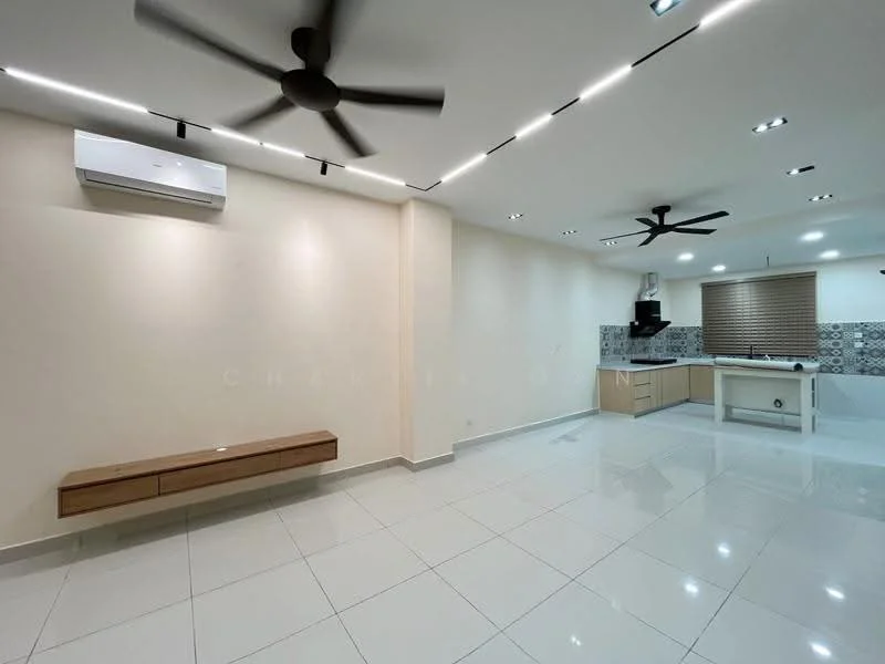 Living features: white painted walls, glossy white tile flooring, 2 ceiling fans, wall-mounted split AC, recessed LED downlights, kitchen area with countertop, built-in kitchen cabinetry, decorative backsplash tiles; style: modern.