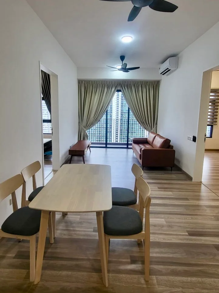 Living features: 3-seater brown leather sofa, wooden coffee table, 4-seater dining table with light wood finish, grey upholstered dining chairs, floor-to-ceiling windows, curtains in light fabric, ceiling fan, recessed LED downlights, air conditioning unit, wooden flooring; style: modern; view: city.