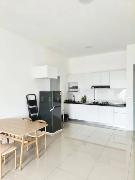 Kitchen features: white cabinetry, stainless-steel fridge, built-in gas stove, black exhaust hood, white tiled backsplash, grey countertop, ceramic tile flooring, dining table with four chairs, sink, wall-mounted cabinets; style: modern.