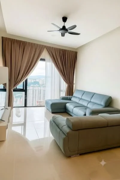 Living features: 3-seater leather sofa in light blue, floor-to-ceiling windows, sheer curtains, dropped ceiling, ceiling fan, marble tile flooring, decorative wall, city view; style: modern; view: city.