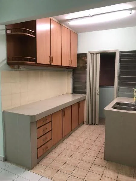 saujana apartment, Damansara Damai