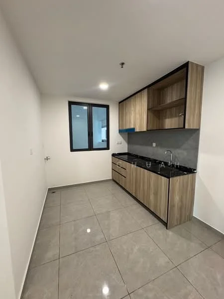 Kitchen features: wood cabinetry with upper shelves, black granite countertop, stainless-steel sink, chrome pull-down faucet, built-in gas hob, wall-mounted cabinets, grey tile backsplash, ceramic tile flooring, single window, recessed lighting; style: modern.