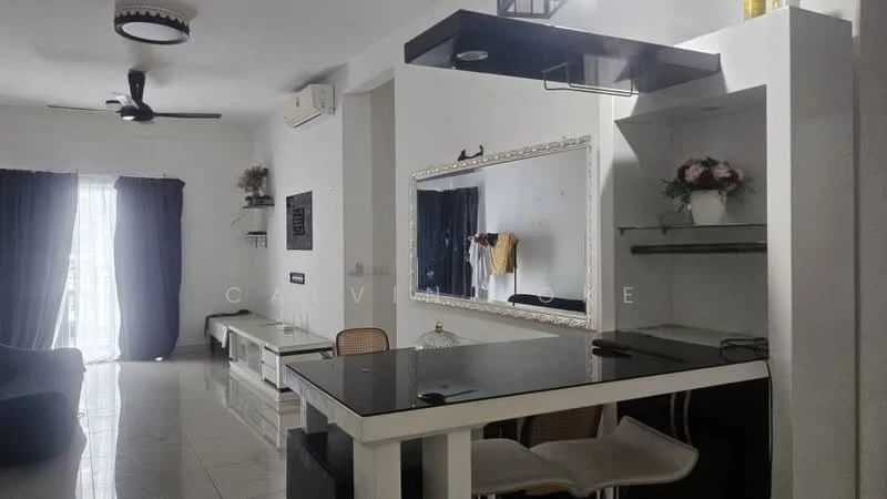 Living features: white painted walls, glossy tile flooring, 5-blade ceiling fan, recessed downlights, black countertop with bar seating, framed mirror, wall-mounted shelf, sofa in dark color, curtains in dark color, air conditioning unit; style: modern.