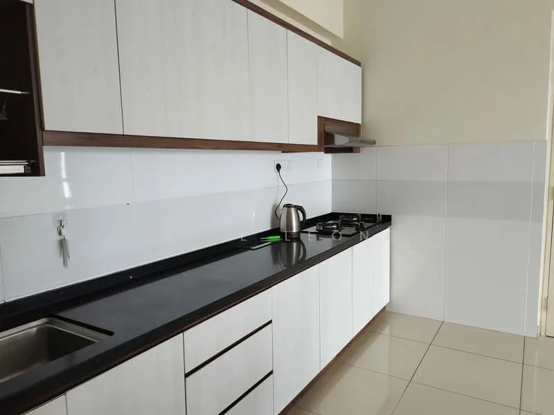 Kitchen features: white laminate cabinetry, black granite countertop, stainless-steel single-bowl sink, chrome pull-down faucet, 4-burner gas hob, built-in oven, white tiled backsplash, ceramic tile flooring, kettle, kitchen utensils, wall-mounted cabinets; style: modern.