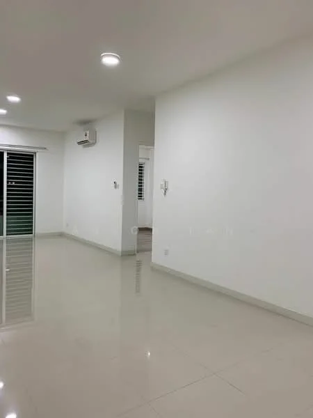 Room features: white painted walls, glossy ceramic tile flooring, recessed downlights, 1 wall-mounted split AC, sliding glass door, window with blinds; style: modern.