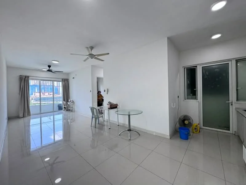 Living features: white painted walls, glossy ceramic tile flooring, 5-blade ceiling fan with light, recessed downlights, floor-to-ceiling windows, sliding glass door, curtains, glass dining table, plastic chairs, air conditioning unit; style: modern; view: city.