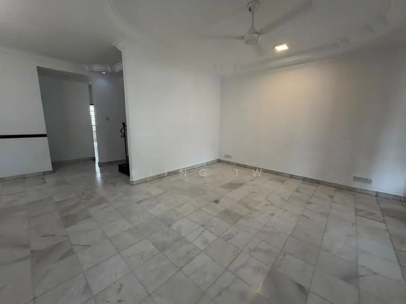Living features: marble tile flooring, white painted walls, tray ceiling, ceiling fan, recessed downlights, large windows, open layout, neutral color palette; style: modern.