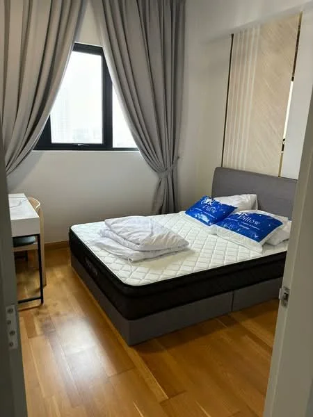Bedroom features: queen-size bed, grey upholstered bed frame, white bedding, two blue decorative pillows, wooden flooring, floor-to-ceiling window, grey curtains, white wall, study desk, chair; style: modern; view: city.