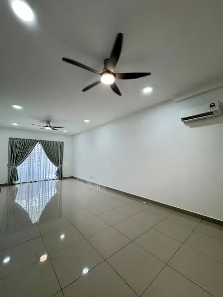 Living features: white painted walls, glossy ceramic tile flooring, 5-blade ceiling fan with light, recessed LED downlights, floor-to-ceiling windows with sheer curtains, wall-mounted split AC; style: modern.