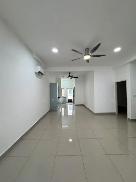 Room features: white painted walls, glossy ceramic tile flooring, 5-blade ceiling fan with light, wall-mounted split AC, recessed LED downlights, open layout, large windows, neutral color scheme; style: modern.