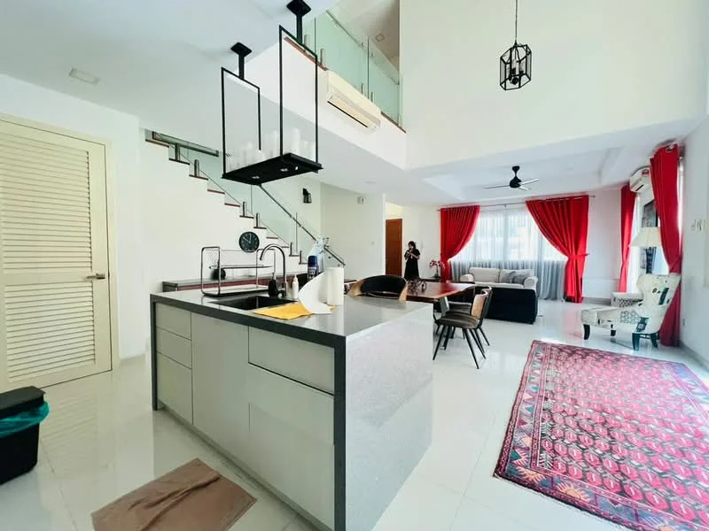 Kitchen features: grey granite countertop, single-bowl stainless-steel sink, chrome pull-down faucet, built-in cabinetry, open shelving, pendant lighting, stainless-steel range hood, 4-burner gas hob; style: modern. Living features: 3-seater fabric sofa in grey, area rug with geometric pattern, coffee table, floor-to-ceiling windows, red curtains, ceiling fan with light; style: modern.