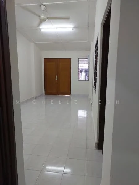 Room features: white painted walls, glossy ceramic tile flooring, ceiling with exposed beams, 2-panel wooden door, window with grid pattern, ceiling fan; style: minimalist.