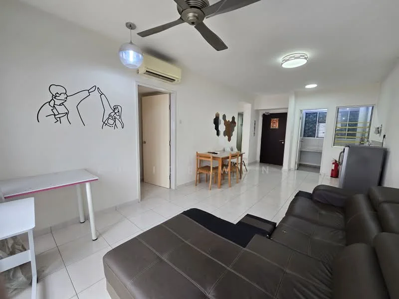 Living features: 3-seater leather sofa, ceiling fan, white painted walls, tile flooring, wall-mounted artwork, dining table with chairs, window with view, air conditioning unit; style: modern.