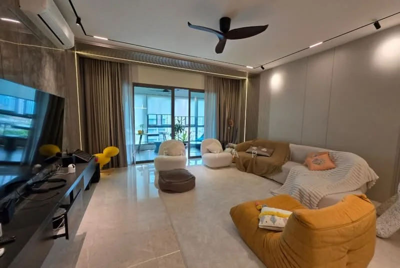 Living features: marble flooring, grey accent wall, floor-to-ceiling windows, sliding glass door, sheer curtains, 5-blade ceiling fan, L-shape sectional sofa, 2 bean bags, TV console, wall-mounted TV, decorative throw pillows, area rug; style: modern; view: garden.