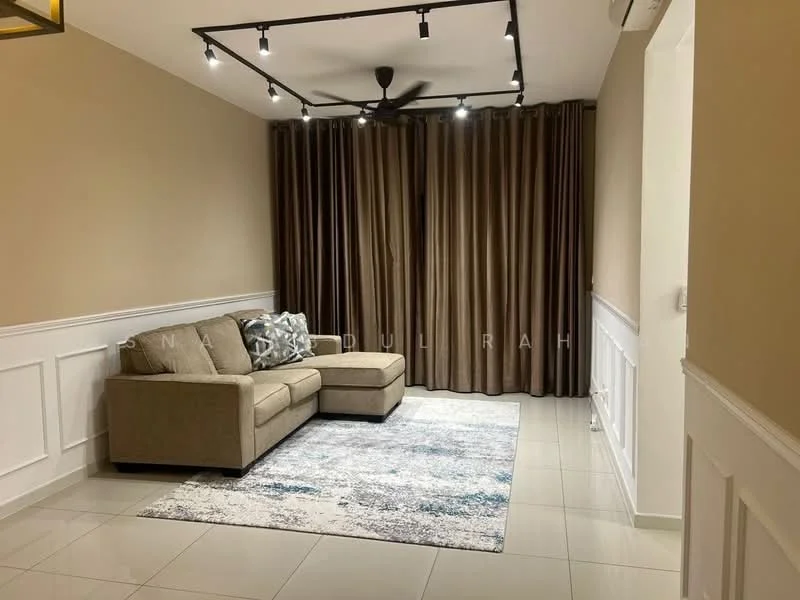 Living features: L-shape sectional sofa in beige, decorative throw pillows, area rug with geometric pattern, recessed LED downlights, 5-blade ceiling fan, floor-to-ceiling curtains in brown, white wainscoting, cream painted walls, glossy tile flooring; style: modern.