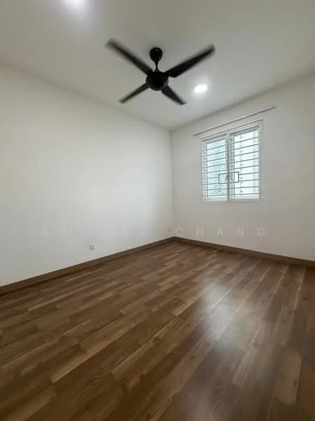 Room features: white painted walls, wooden flooring, 5-blade ceiling fan, window with grille, natural light from window; style: modern.
