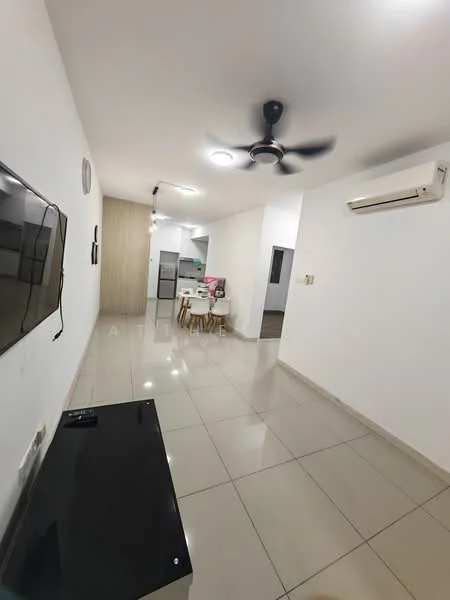 Living features: white painted walls, glossy ceramic tile flooring, 5-blade ceiling fan with light, wall-mounted TV, black TV console, dining table with four chairs, air conditioning unit, recessed downlights; style: modern.
