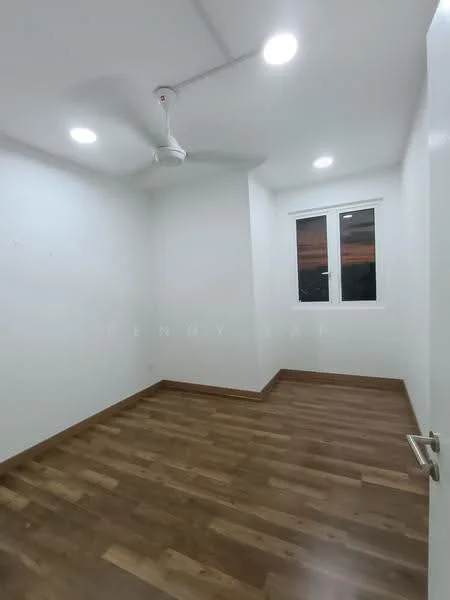 Room features: white painted walls, wooden flooring, recessed LED downlights, 5-blade ceiling fan, single window, neutral color scheme, no visible furniture, corner room layout; style: modern.