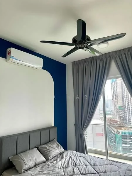 Bedroom features: king-size bed with grey upholstered headboard, grey bedding, floor-to-ceiling window, city view, 5-blade ceiling fan with integrated light, wall-mounted split AC, blue accent wall, curtains in light grey, white painted walls, recessed ceiling light; style: modern; view: city.