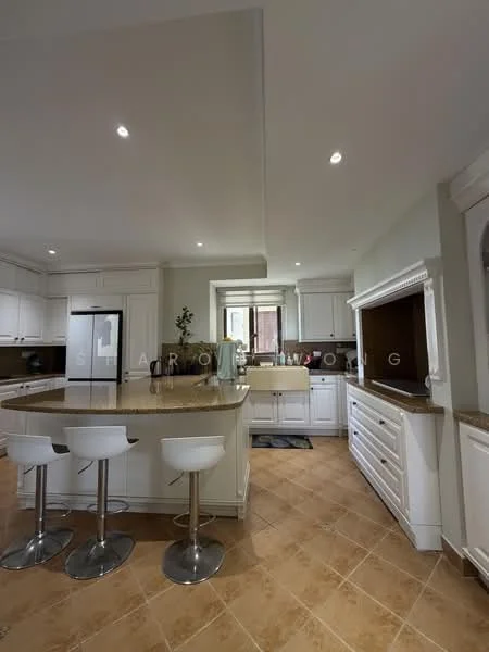 Kitchen features: white shaker cabinets, granite countertop, stainless-steel fridge, built-in oven, freestanding range oven, single-bowl stainless-steel sink, chrome pull-down faucet, island with seating, tile flooring, recessed downlights, window with view, decorative backsplash, bar stools; style: modern.