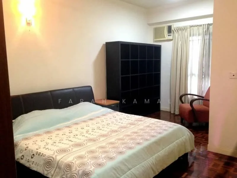 Bedroom features: queen-size bed with upholstered headboard, bedding with circular pattern, wooden flooring, wall-mounted light fixture, 1 wall-mounted split AC, built-in wardrobe with open shelving, curtains, armchair in orange fabric, window with view to outside; style: modern.