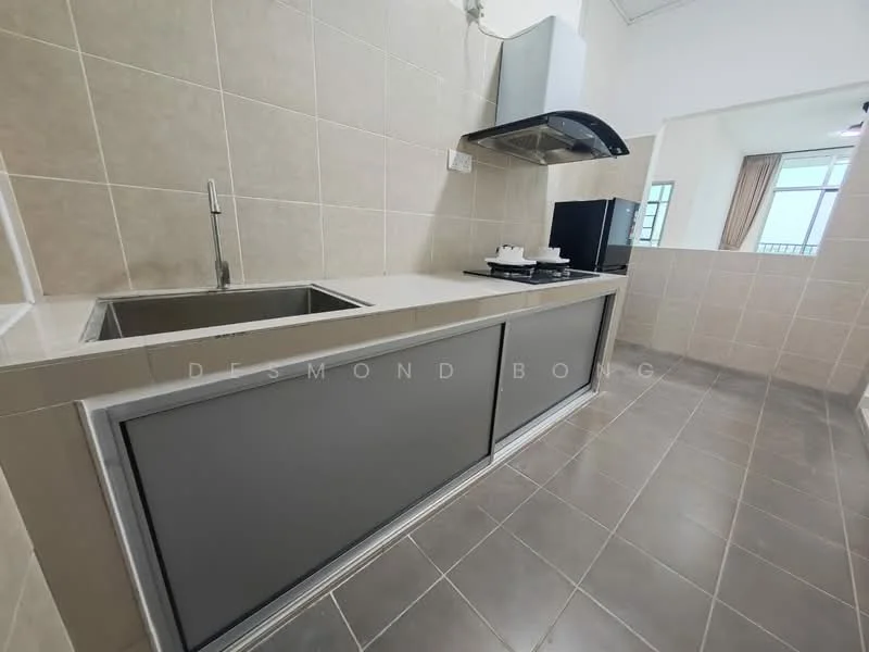 Kitchen features: single-bowl stainless-steel sink, chrome pull-down faucet, grey cabinetry with sliding doors, light-colored countertop, built-in gas stove, extraction hood, cream tiled walls, grey tiled flooring; style: modern.