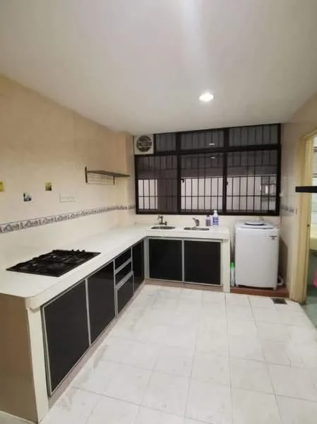 Kitchen features: white tiled flooring, cream painted walls, black cabinetry with glass panels, white countertop, stainless-steel sink, chrome faucet, built-in gas hob, exhaust hood, window with grid pattern, washing machine, open shelving, tile backsplash with decorative border; style: modern.