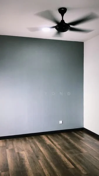 Room features: grey accent wall, white painted walls, laminate flooring, 5-blade ceiling fan with light.