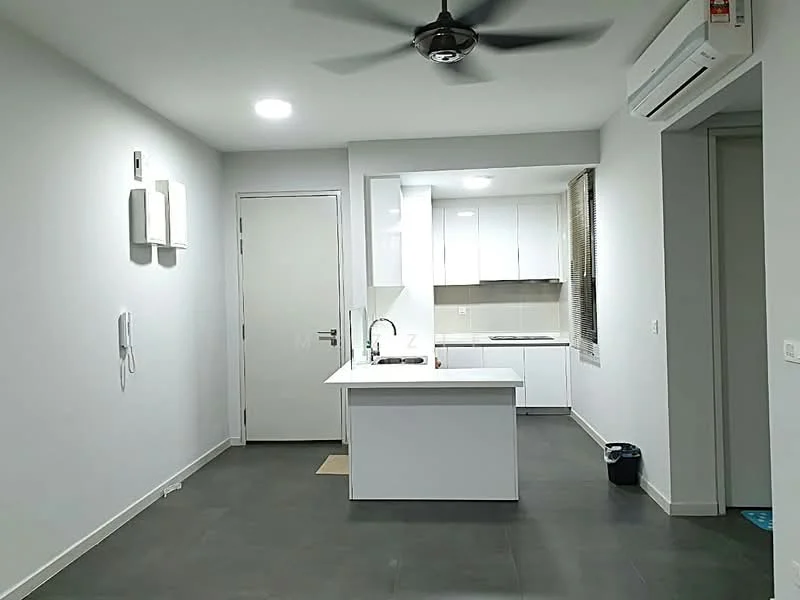 Kitchen features: white cabinetry, kitchen island with countertop, single-bowl stainless-steel sink, chrome pull-down faucet, built-in oven, freestanding range oven, ceramic tile flooring, recessed downlights, 5-blade ceiling fan, window with blinds, wall-mounted air conditioning unit, grey walls; style: modern.